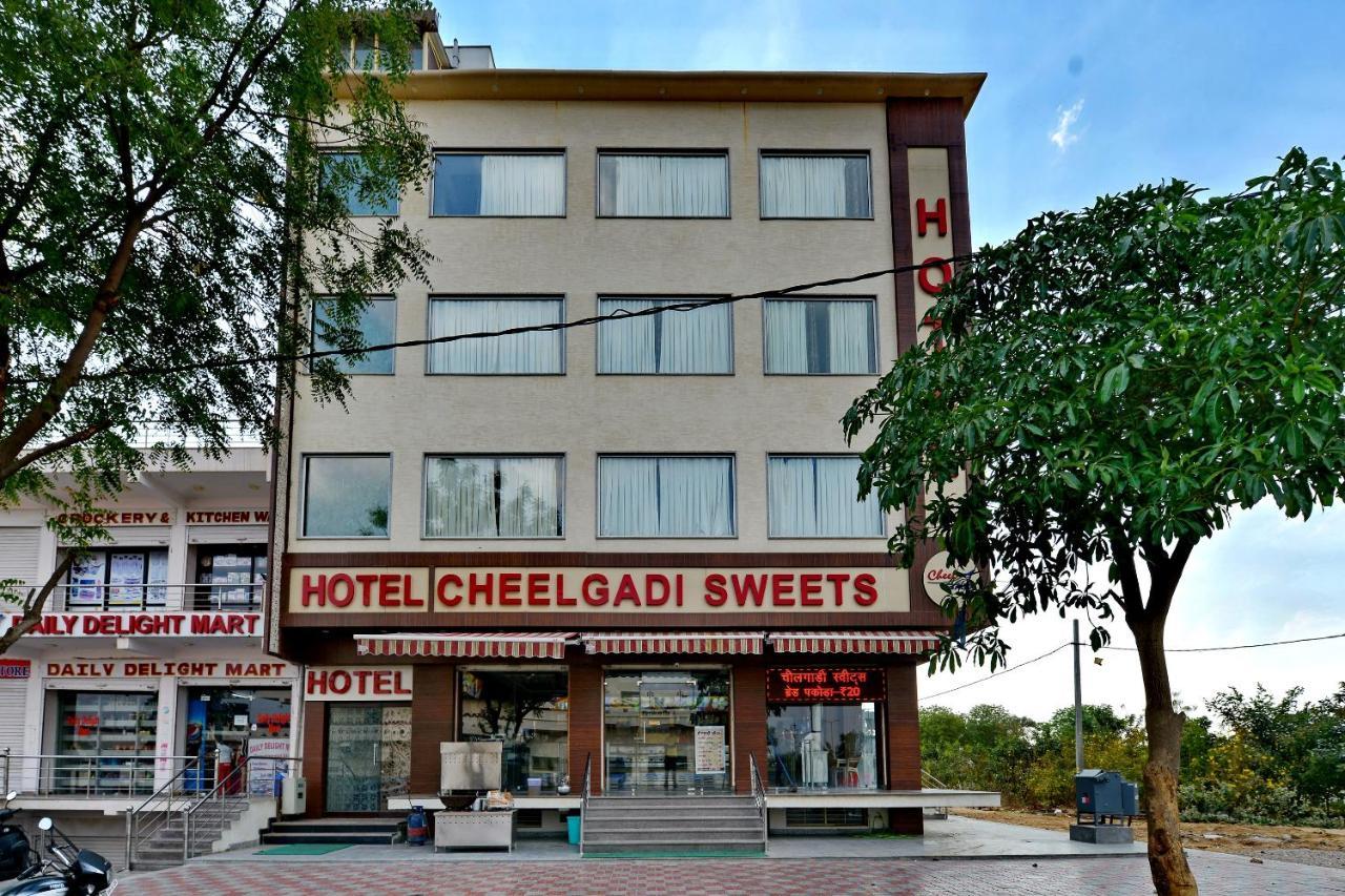 OYO 9753 Hotel Cheelgadi Jaipur Buitenkant foto