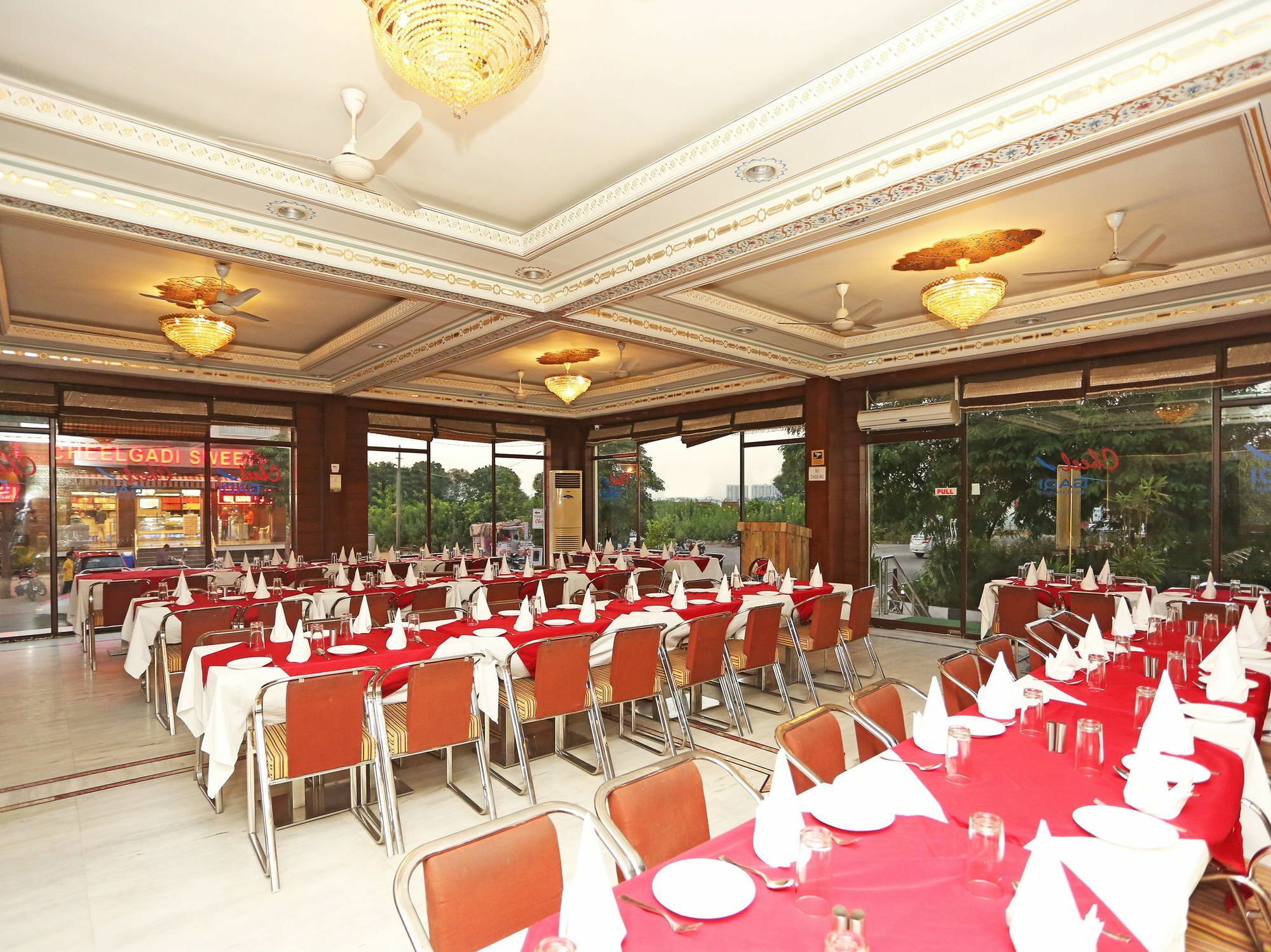 OYO 9753 Hotel Cheelgadi Jaipur Buitenkant foto