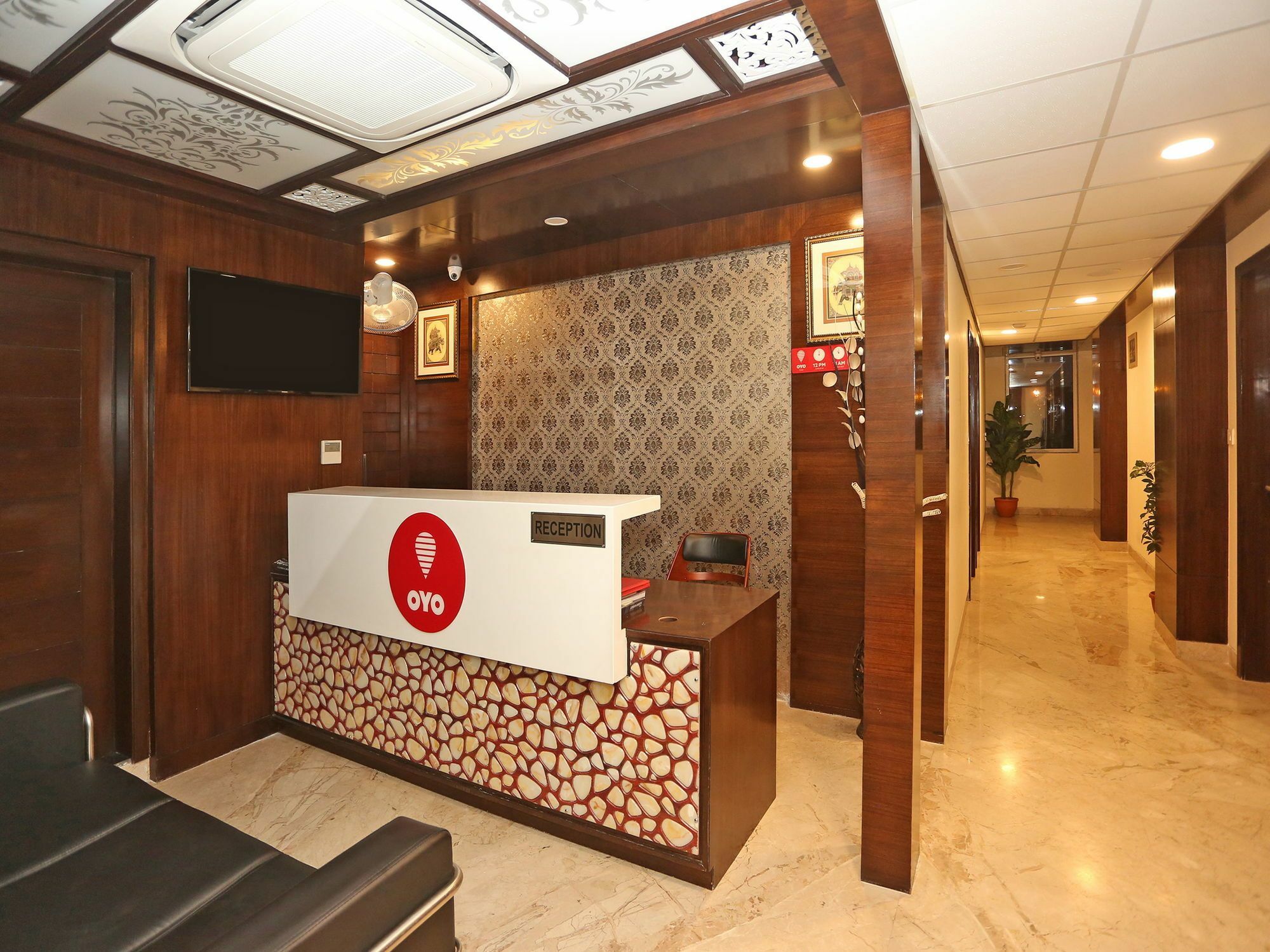 OYO 9753 Hotel Cheelgadi Jaipur Buitenkant foto